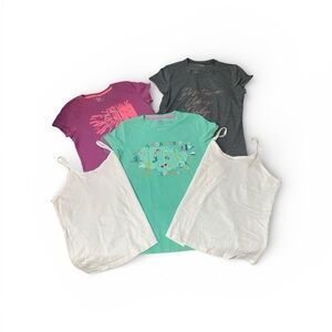 •Kids Graphic and Solid Color T-Shirts - Pack of 5